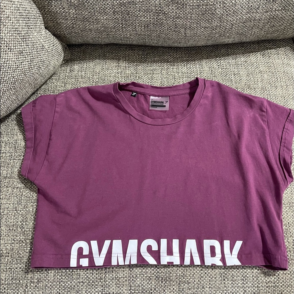 Gymshark crop tee
